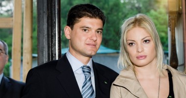 Stire din Monden : Este oficial! Valentina Pelinel și Cristian Boureanu DIVORȚEAZĂ