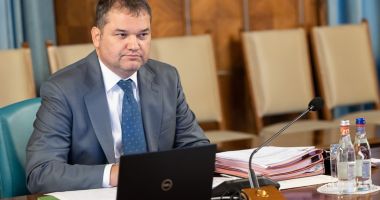 Stire din Actualitate : Ministrul Dezvoltării: Toate salariile conducătorilor unităților din subordine și al membrilor Consiliilor de administrație verificate și ajustate