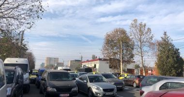 Circulație PARALIZATĂ pe I.C Brătianu! Cozi interminabile de mașini blocate în trafic - 2