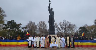 Cetățenii și autoritățile locale au sărbătorit Ziua Națională a României, la Constanța! - 2