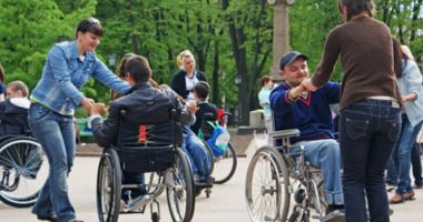 Stire din Social : MMSS: Numărul total de persoane cu dizabilităţi era, la finele lunii martie, de 886.950 persoane
