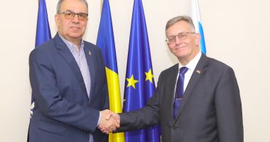Stire din Politică-Administrație : Primarul Vergil Chițac a primit vizita ambasadorului Regatului Danemarcei în România