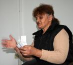 Stire din Cetățenești : "Nu sunteți prima care ne amenință că se omoară!"