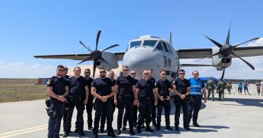 Stire din Eveniment : Gruparea de Jandarmi Mobilă „Tomis” Constanța prezentă la show-ul aviatic pentru siguranța participanților