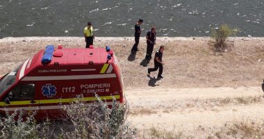 ALERTĂ! Mașină cu doi oameni, căzută în Canalul Dunăre Marea Neagră - 2