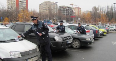 Stire din Eveniment : Polițiștii constănțeni vor să prevină furturile din autoturisme