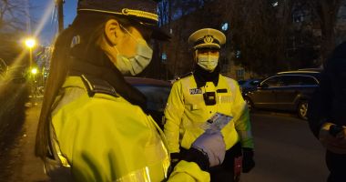 Polițiștii, în control, prin zonele aglomerate ale Constanței - 2