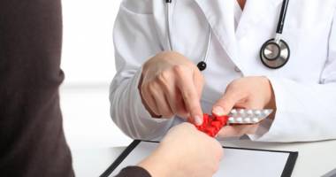 Stire din Sănătate : Anunțul CNAS. Tratamentul fără interferon, disponibil. Iată de când