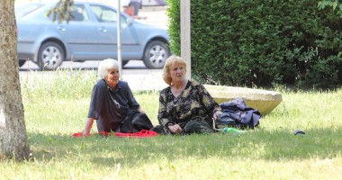 Incredibil! În Constanța sunt parcuri fără nicio bancă! - 3