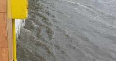 Galerie FOTO. Prăpăd la Constanța! Gospodării și canalizări inundate. Echipele RAJA, în acțiune - 5