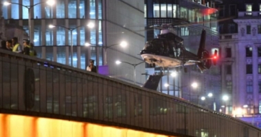 GALERIE FOTO. LONDRA, PUSĂ LA PÂMÂNT DE TREI ATENTATE TERORISTE / ȘAPTE MORȚI, 50 RĂNIȚI, ÎN ATACURI SUCCESIVE - 11