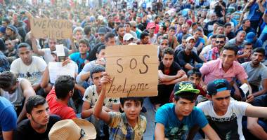 Stire din Actualitate : 800.000 de migranți așteaptă să ajungă în Europa dinspre Libia