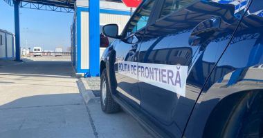Stire din Eveniment : Cetățean turkmenistan, depistat încercând să intre în țară cu un permis fals de conducere