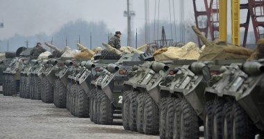 Stire din Actualitate : Rusia a lansat manevre militare: "O serie de unități motorizate și antiaeriene, plasate în ALERTĂ"