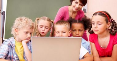 Stire din Cultură-Educație : Bine de ştiut! Cum va arăta programul elevilor din toată ţara, marţi, 15 februarie