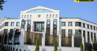 Stire din Actualitate : Diplomați ruși expulzați din Republica Moldova. Ce spune Igor Dodon