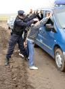 Stire din Eveniment : Dărâmau stâlpii să fure fierul