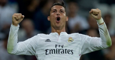 Stire din Monden : Cristiano Ronaldo, tată de gemeni