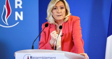 Stire din Actualitate : Marine Le Pen a sesizat CEDO pentru a contesta ineligibilitatea la care a fost condamnată în Franţa