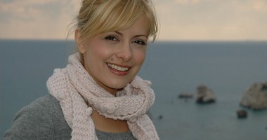 Stire din Monden : Simona Gherghe, surprinsă cu o blondă
