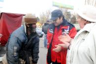 Stire din Social : La 71 de ani, își așteaptă moartea pe stradă