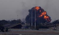 Libia: Bombardamente la sud-vest de Benghazi, un avion militar s-a prăbușit