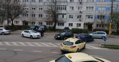 GALERIE FOTO / Carambol cu trei autoturisme, pe o arteră intens circulată a Constanței - 2