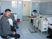 Stire din Social : Bolnavule, ia banii mei și du-te!!! (galerie foto)