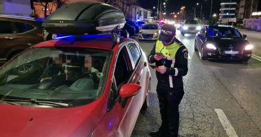Stire din Eveniment : Pericole pe drumurile publice! Mai mulți șoferi băuți și fără permis au fost depistați de polițiști