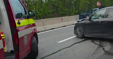 Stire din Eveniment : Două persoane au fost rănite într-un accident rutier, între Lazu și Constanța