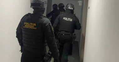 Anchetă la Constanța. Proceduri de chirurgie estetică efectuate fără drept într-un salon
