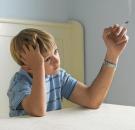 Stire din Sănătate : Ce să te faci cu un copil care fumează