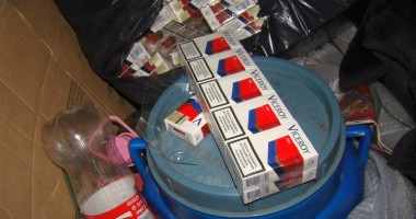 Peste o mie de pachete de țigări de contrabandă, confiscate de Garda de Coastă / FOTO - 2