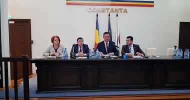 Consilierii județeni, reuniți în prima ședință din acest an. Ce se discută / GALERIE FOTO - 3