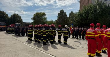 Ziua Pompierilor din România, marcată la ISU Constanța. Zeci de cadre militare au fost premiate - 5