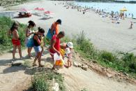 Stire din Eveniment : Plaja Trei Papuci, ghena "rezidențialilor" din Faleză Nord
