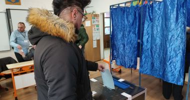 Stire din Politică-Administrație : Constanţa, hai la vot! Prezenţa la alegerile parlamentare nu este obligație, ci necesitate!