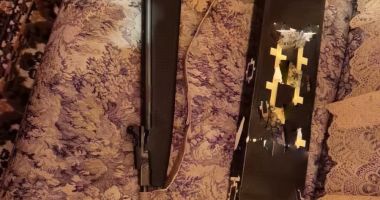 GALERIE FOTO-VIDEO / Zeci de percheziții, pentru indisponibilizarea unor arme introduse ilegal în țară - 2