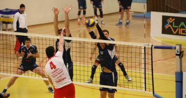 Stire din Sport : Galerie foto. CVM Tomis, victorie cu LPS Piatra Neamț