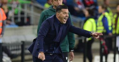 Stire din Sport : Naționala României fără antrenor! Ce spune Cosmin Contra