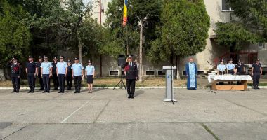 Stire din Eveniment : Zi de sărbătoare cu avansări în grad și depunere de jurăminte, la ISU „Dobrogea”