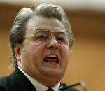 Stire din Politică-Administrație : Corneliu Vadim Tudor, cercetat de ANI