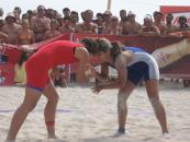 Stire din Sport : Patru zile de lupte pe plajă la Mangalia