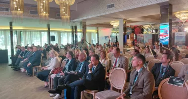 S-a deschis oficial Maritime Business Week 2026. Participanți din peste 20 de țări, prezenți la eveniment - 11