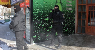IMAGINI ÎN EXCLUSIVITATE/ Descinderea cu mascați, coordonată de Garda de Coastă - 2