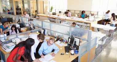 Stire din Economie : A crescut numărul firmelor care și-au suspendat activitatea