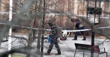 GALERIE FOTO / Doi răniți la Stockholm în urma unei explozii într-o stație de metrou - 4