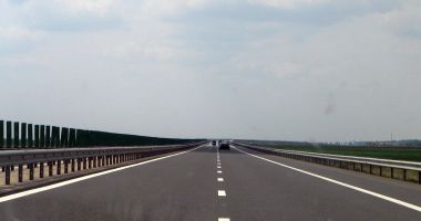 Stire din Social : INFOTRAFIC, informaţie utilă pentru şoferii care au drum pe Autostrada Soarelui
