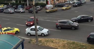 DIN SERIA "PARCHEZ CA UN BOU" / ȘOFER "ÎNCURCĂ LUME", ÎN ACȚIUNE, LA CONSTANȚA - 2