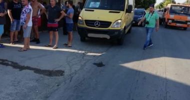 Accident rutier în localitatea Mihail Kogălniceanu. O persoană a fost rănită - 2